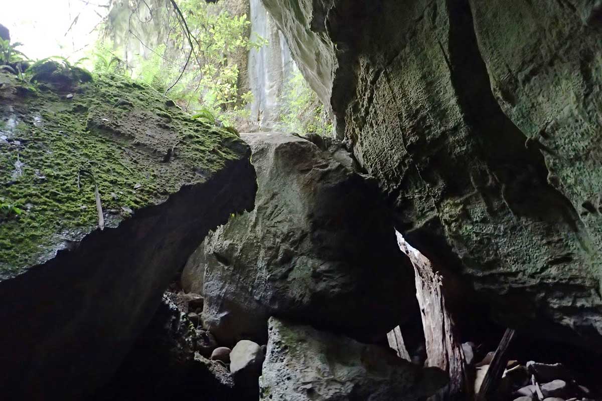 Mystery Creek Cave